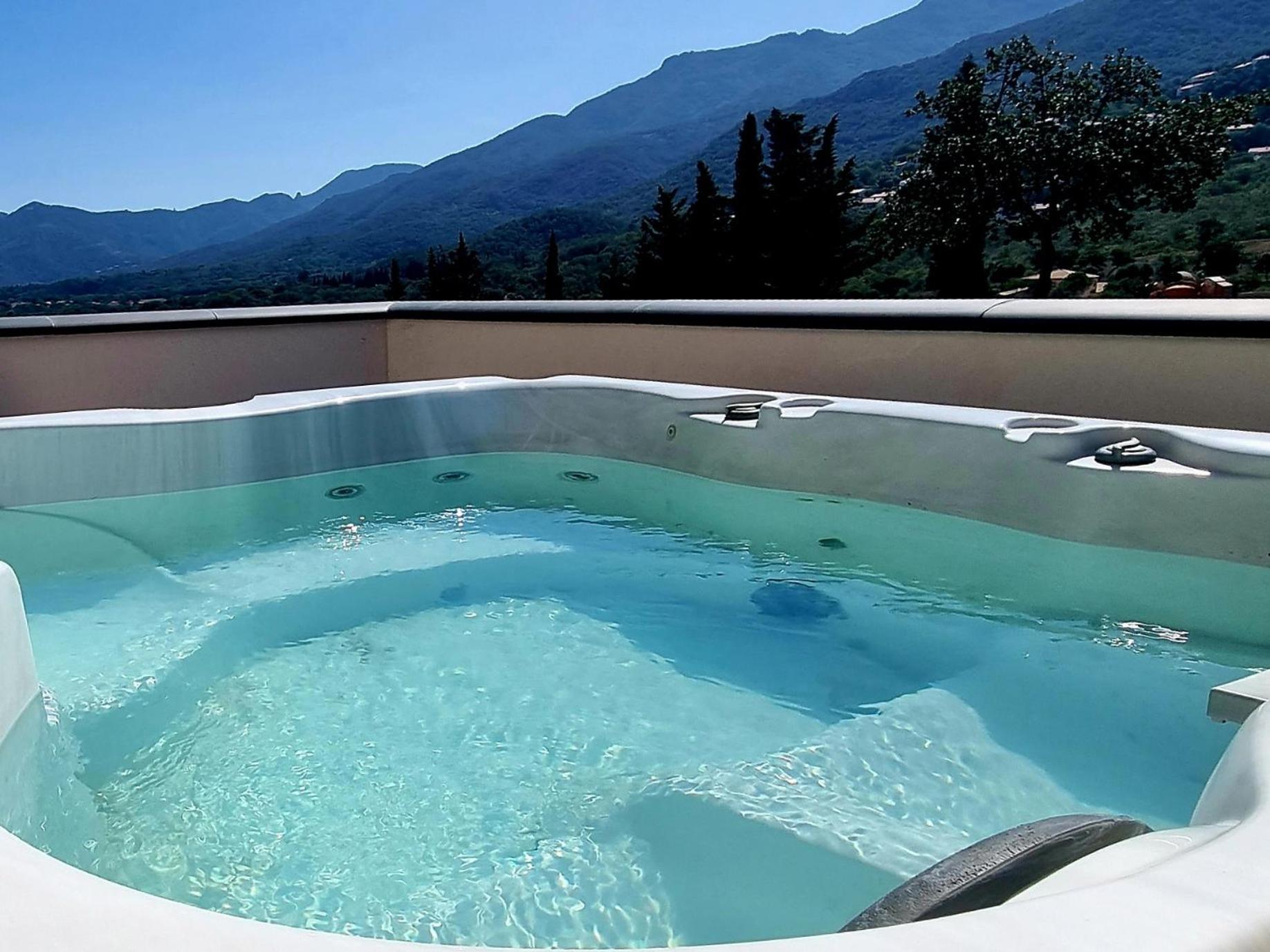 Chambre De Luxe, Spa, Piscine, Entre Mer Et Montagne Villelongue-dels-Monts Exterior photo